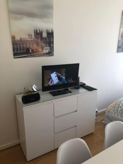 Nice Flat St Germain En Laye Centre 30 Minutes To Paris Saint-Germain-en-Laye Exterior photo