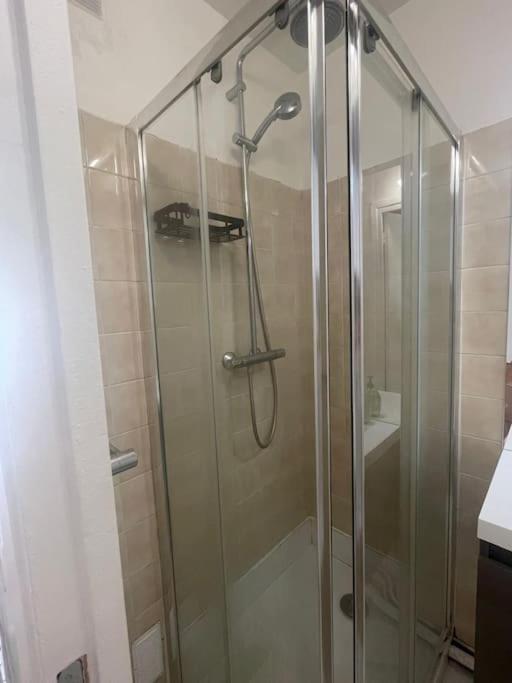 Nice Flat St Germain En Laye Centre 30 Minutes To Paris Saint-Germain-en-Laye Exterior photo