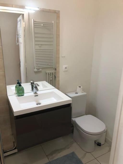 Nice Flat St Germain En Laye Centre 30 Minutes To Paris Saint-Germain-en-Laye Exterior photo
